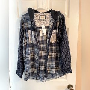 American Eagle Flannel w hood